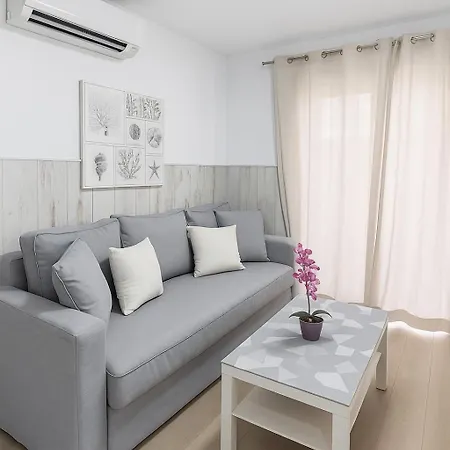 Apartment Club *